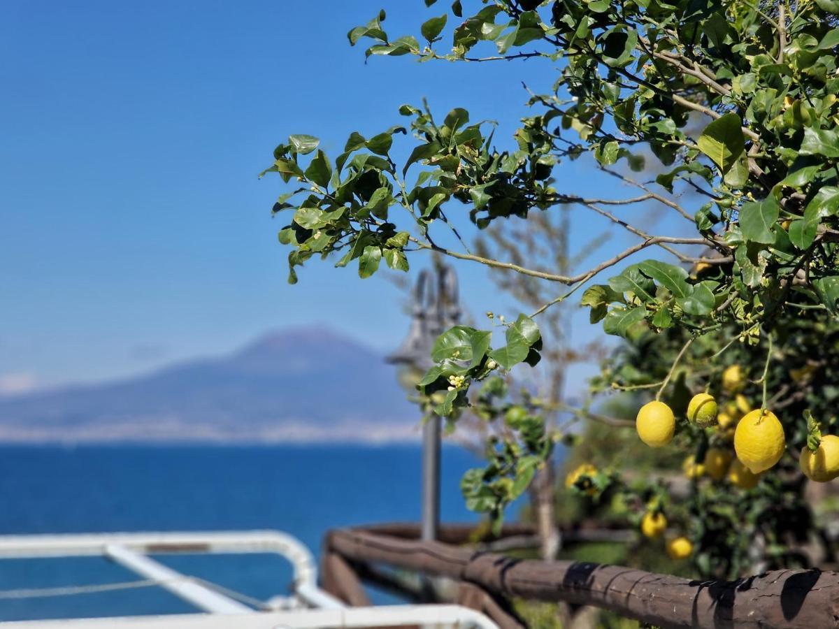 Vico Di Mare Appartement Vico Equense Buitenkant foto